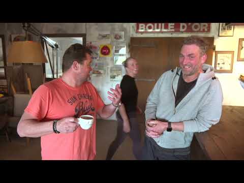 Frans Duijts gaat op bezoek bij "Zwaartafelen" in Amersfoort.