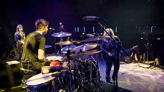 Melissa Etheridge Performs &#39;The Medicine Show&#39; Live at Club O2