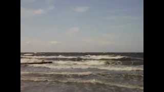 preview picture of video 'Schöne, große Wellen auf Hiddensee'