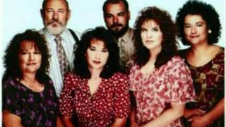 Alison Krauss And The Cox  Family  - Everybody Wants To Go To Heaven.