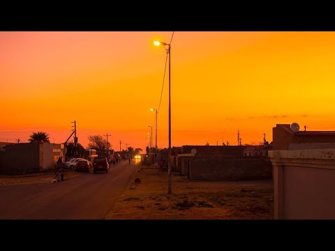 George Lesley & CocoSA (feat. Russell Zuma) - Angikaze