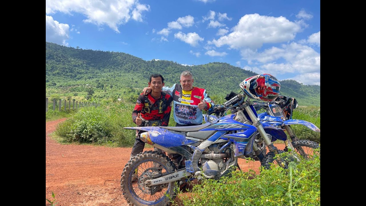 Two Wheels Cambodia 07