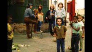 Creedence Clearwater Revival - Don&#39;t Look Now