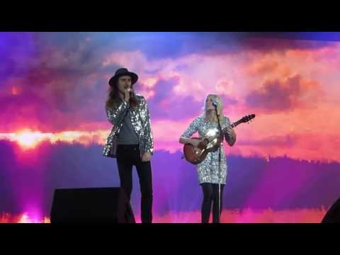 Frida Andersson & Leo - Paratiisi  @ Suomi100 avajaiset