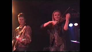 Music video thumbnail preview for Vennaskond - Blow The Candle Out by Vennaskond