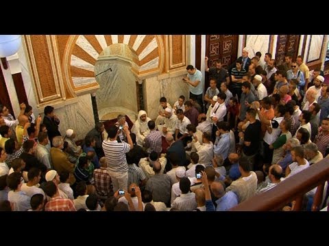 Kush agjeron nje dite i largohet fytyra nga zjarri 70 vjet.