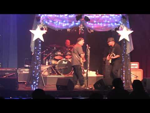 Rockin' Blues Hounds Performing 