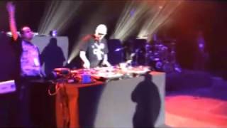 DJ GOLDFINGERS MC WLAD - Premiere partie AKON - Paris Bercy