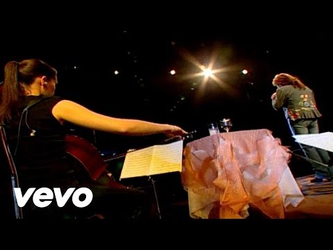 Video thumbnail for Vamos Falar de Nós (Acústico Ao Vivo)
