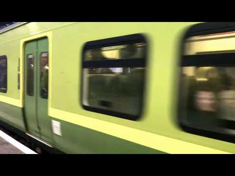 Irish Rail DART 8500/8520 EMU and 29000 DMU crossover at Pearse (24/2/17)