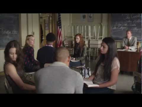 Pretty Little Liars 3x17 "Out of the Frying Pan, into the Inferno" Spencer storms out of Ellas class