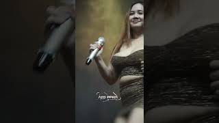Download lagu TAHAN KEDIP 10 MENIT UUT SELLY JURAGANE SUSU JOGJA... mp3