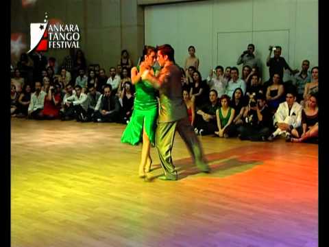 Sebastian Achaval y Roxana Suarez-Junto a tu corazon (Orchestra Sexteto Cristal)