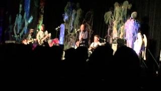 Louden Swain: Bandaged Hand (VegasCon 2015)