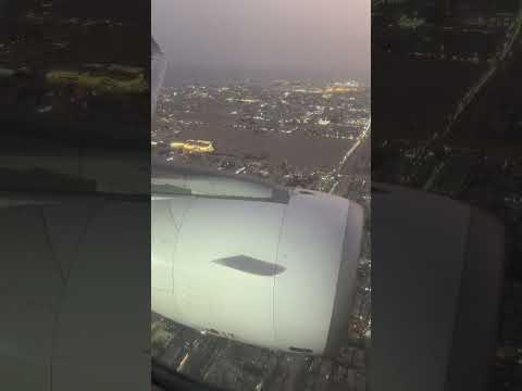 Flying Over Jeddah 🇸🇦 | Stunning Night Views of the Jeddah Skyline #jeddah #saudiarabia #shorts
