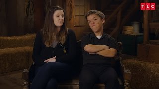 Zach and Tori Roloff Ponder A Serious Question: Will Their Baby Have Dwarfism