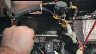 Porsche 928 - AC not blowing cold but AC system is charged? watch this to see a probable cause.