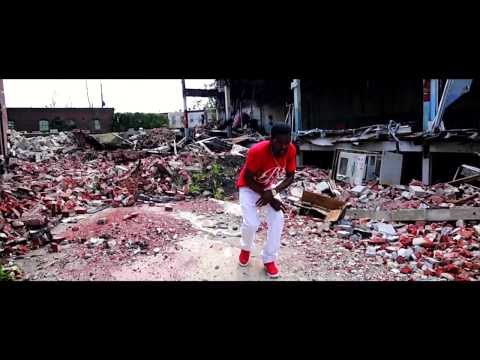 Young Black (Walk in freestyle video)