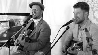 ND Turn - Shiny Shoes unplugged