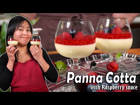 Panna Cotta with Raspberry Sauce