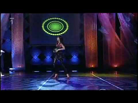 Ewa Farna - Toužím vystoupení na České hlavičky 2009