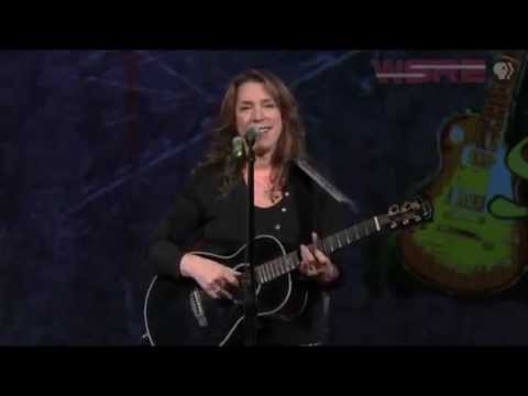 Beth Nielsen Chapman - "There Is No Darkness"