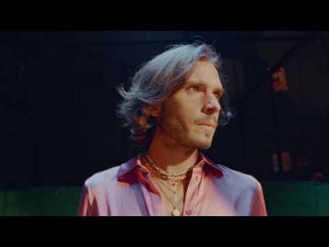 Fredi Leis - 9.000 Heridas (Videoclip Oficial)