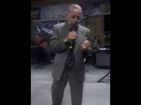 DON FELIPE MUNIZ CANTANDO EL ROSTRO MIO.
