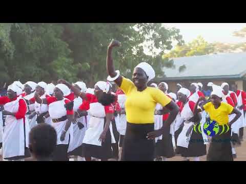 Youth MAMA performing at Christmas Carol