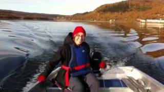 preview picture of video 'Autumn boat trip Tärnaby Lapland'