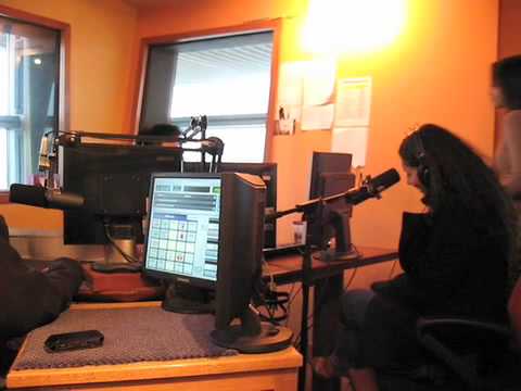 download lagu mp3 mp4 Listen Fly Fm, download lagu Listen Fly Fm gratis, unduh video klip Listen Fly Fm