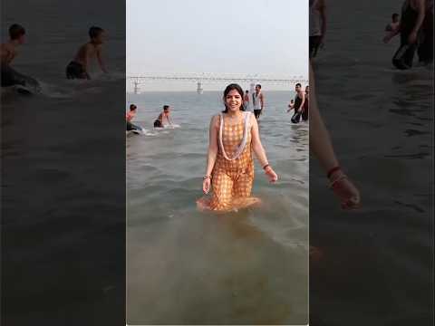 💦Ganga bath beautiful purity of ganga 🌹 🌷#ganga #bathing #viralshorts