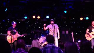 Cole Swindell - Beer in the Headlights (Live at Joe's Bar)