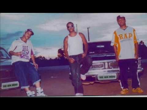 Voz sem medo - Eu ajoelho e você reza