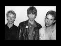 THE DILS  "What's  going on" LIVE 1978