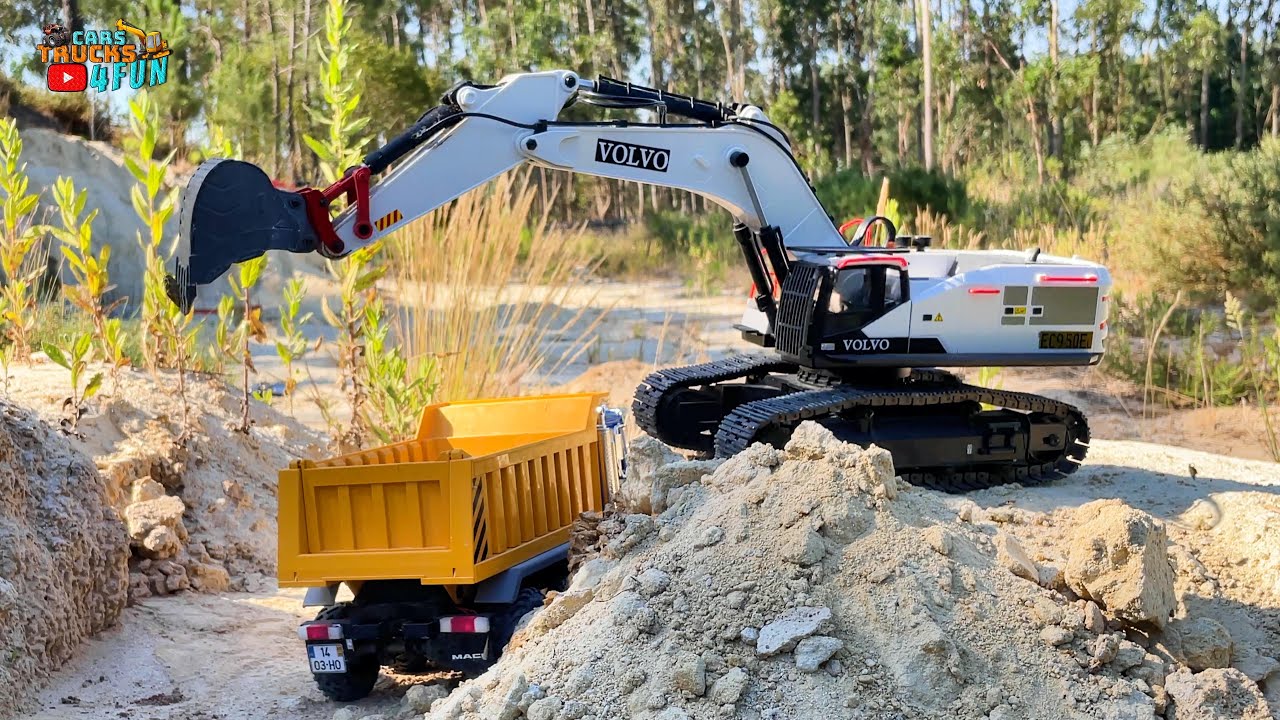 RC kovový pásový bagr 3v1 HN594 1:14, bílá