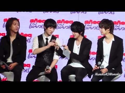 [Fancam] 110510 CNBLUE @ Scotch Puree' 10 Berry (Event) -  sign for charity's gift , Thailand