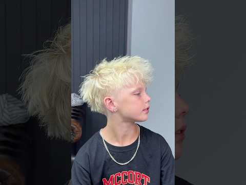 From USA to UK for a low taper fade textured fringe‼️😳#glowup #barber #hairstyle #lowtaperfade