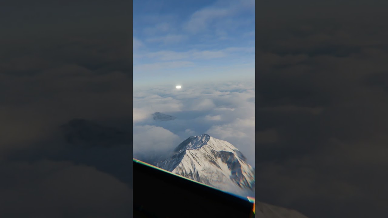 Glowing UFO Caught on Camera by Fighter Jet Pilot