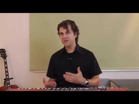 How to Sing Low Notes - Lower Voices