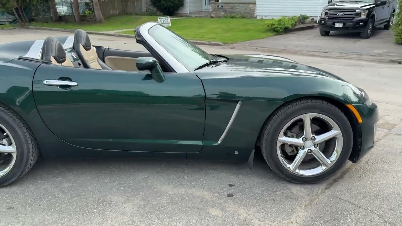 **SOLD by CCC AUCTION** 34K km 2009 Saturn Sky Redline Convertible 5-Speed Manual, Ontario Safetied