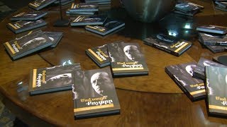 «Գրանդ հոթել Երևան» հյուրանոցի համարներից մեկն անվանակոչվել է Երվանդ Քոչարի անունով