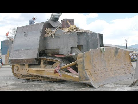 Amazing Dangerous Idiots Heavy Equipment Bulldozer Operator Skill - Fastest Climbing Bulldozer Fail
