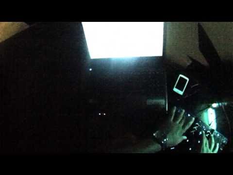 Marco V vs. Alex Guesta e Knife Party - 'LRAD' (REMIX) (Filmado)