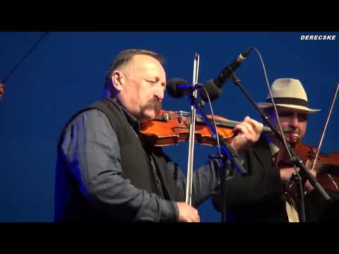 Dűvő Zenekar koncertje Derecskén