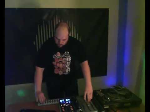 Hypnoizz @ RTS.FM [25.03.2012] deep-dub techno set