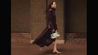 Jimmy Choo Spring 2026 | Mimmi Slingback & Bar Holdall