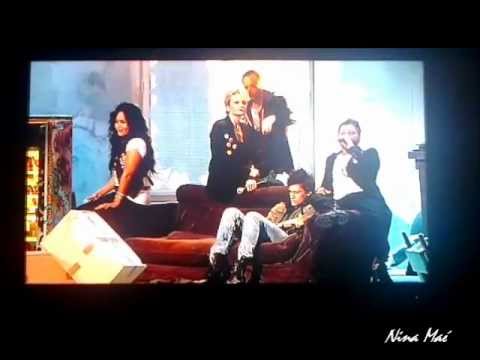 Videoclip de N'importe quoi (Live Version) — Les Enfoirés
