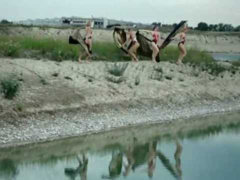 SoS Anthem: Philipp Quehenberger & SUW Schwimmunion /  synchronized swimming