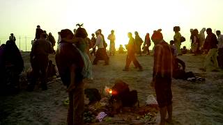 preview picture of video 'Morning prayer Triveni Sangam of Allahabad maha shivratri Maha kumbh 2013'